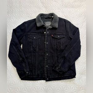 Levi's mens Jacket Sherpa Trucker Jacket